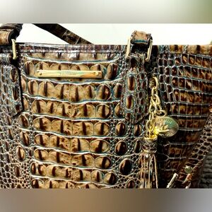 BRAHMIN “TYONNA” Medium Crossbody